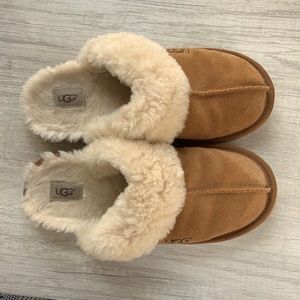 Ugg slippers size EU 37, women’s 6 1/2